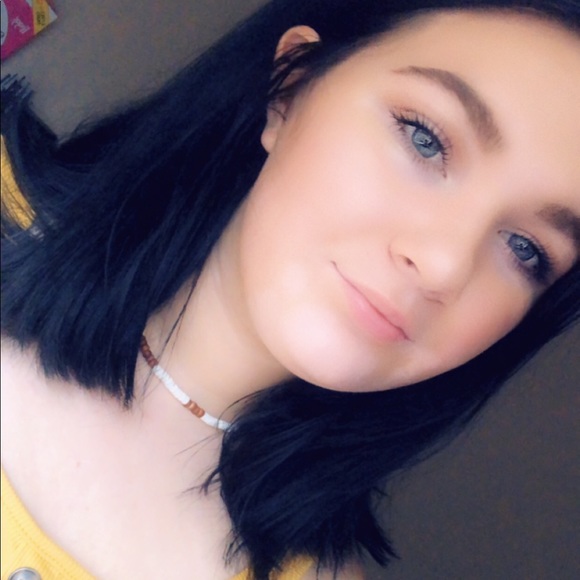 Meet your Posher, Tifanni - Picture 1 of 1